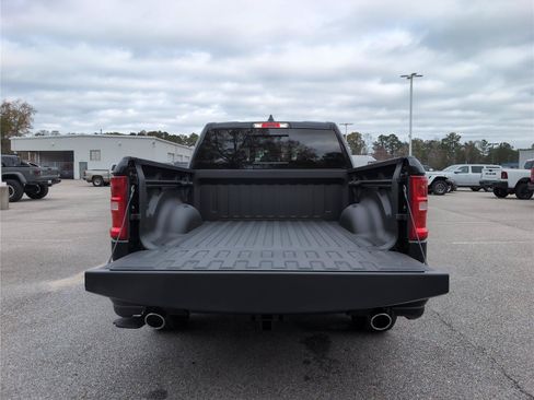 New 2026 RAM 1500 Big Horn AWD/4WD image 5