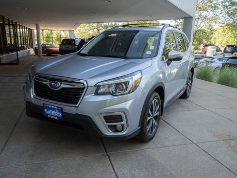 Used 2019 Subaru Forester Limited AWD/4WD image 3