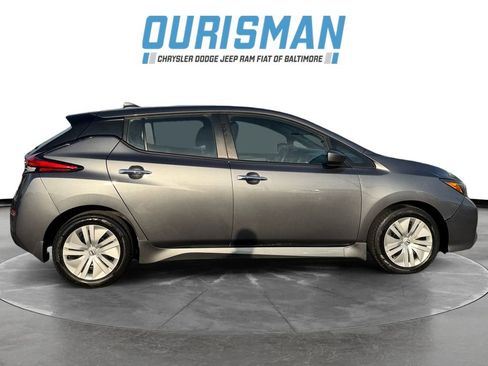 Used 2022 Nissan Leaf S image 7