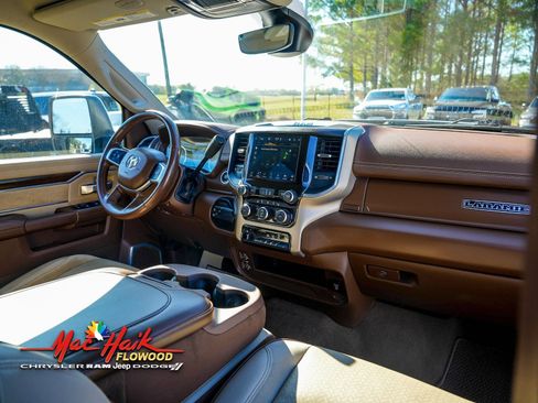 Used 2023 RAM 3500 Laramie image 11