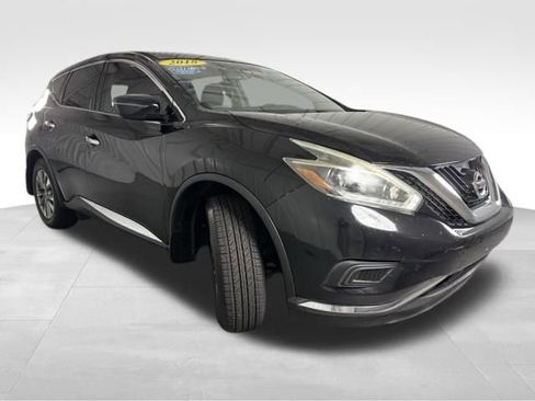 Used 2018 Nissan Murano S image 4