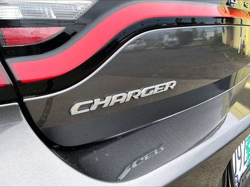 Used 2023 Dodge Charger SXT w/ Cold Weather Package RWD image 33