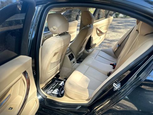 Used 2014 BMW 320i Sedan image 4