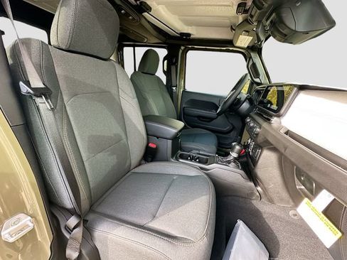 New 2026 Jeep Gladiator Sport AWD/4WD image 29