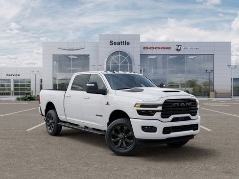 New 2026 RAM 2500 Laramie w/ Night Edition AWD/4WD image 6