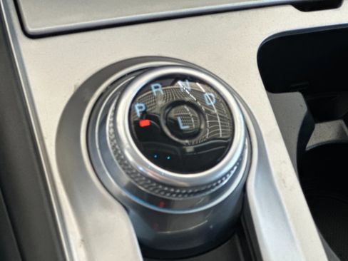 Certified 2022 Ford Explorer XLT w/ Class IV Trailer Tow Package image 23