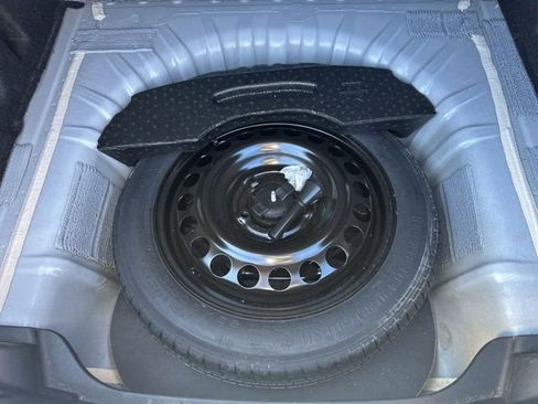 Used 2024 Chevrolet Malibu LT image 26