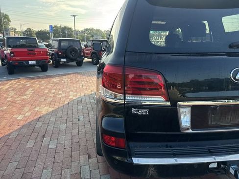 Used 2015 Lexus LX 570 4WD image 10