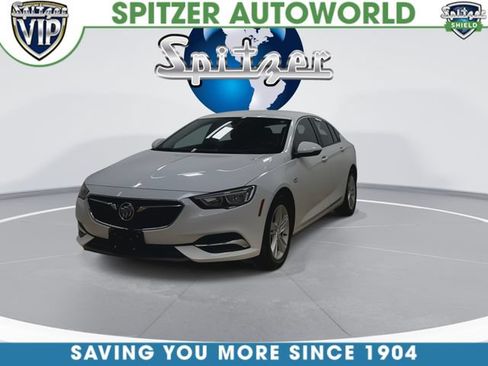 Used 2018 Buick Regal Preferred FWD image 4