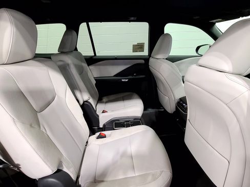 Used 2026 Lexus TX 350 AWD w/ Technology Package image 39