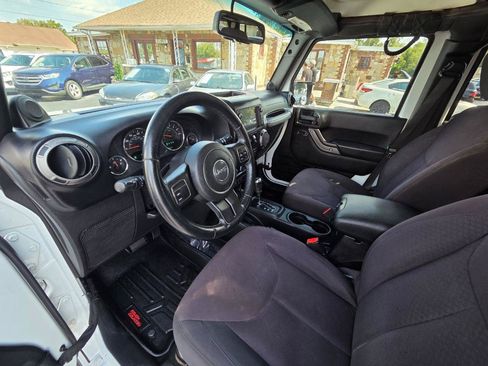 Used 2013 Jeep Wrangler Unlimited Sport AWD/4WD image 12