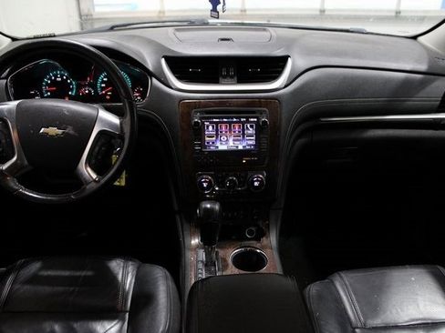 Used 2014 Chevrolet Traverse LT image 15