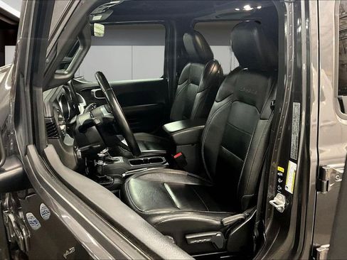 Used 2021 Jeep Wrangler Unlimited Sahara w/ Cold Weather Group image 21