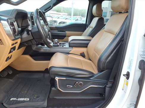 Used 2021 Ford F150 Lariat w/ Max Trailer Tow Package image 14