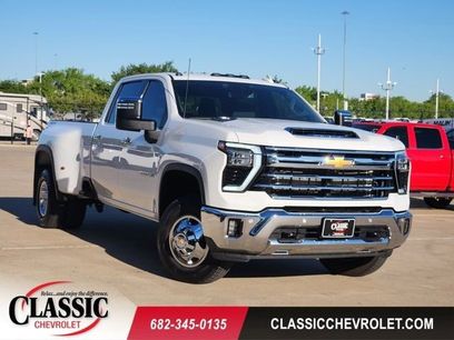 Used 2025 Chevrolet Silverado 3500 LTZ w/ LTZ Convenience Package