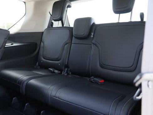 Certified 2026 Nissan Armada SV RWD image 29