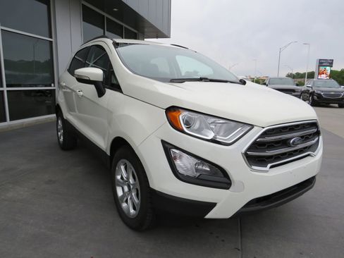 Used 2020 Ford EcoSport SE w/ SE Convenience Package image 9
