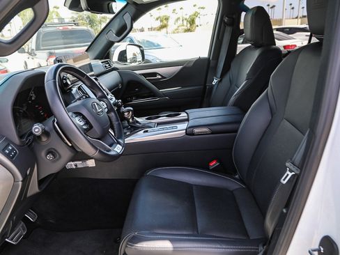 Used 2024 Lexus LX 600 F Sport AWD/4WD image 17