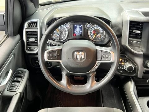 Used 2022 RAM 1500 Big Horn AWD/4WD image 4