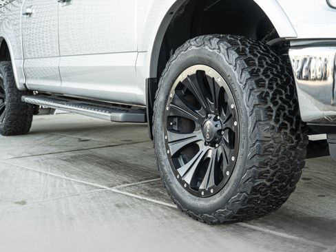 Used 2015 Ford F150 Lariat w/ Equipment Group 502A Luxury image 31