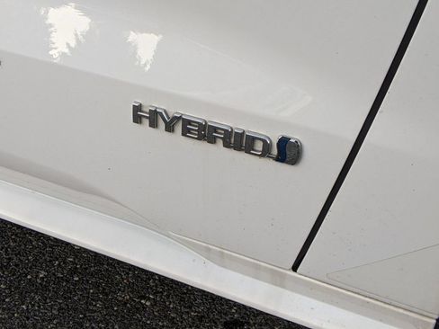 Used 2021 Toyota Sienna LE w/ LE Plus Package FWD image 10