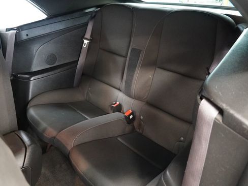Used 2015 Chevrolet Camaro LT RWD image 16