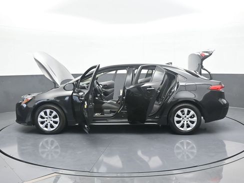 Used 2022 Toyota Corolla LE image 67