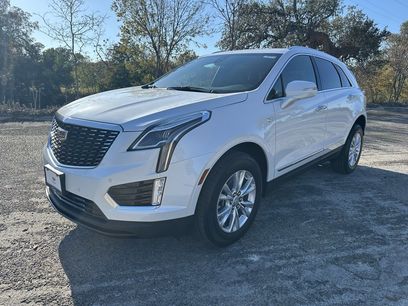 New 2026 Cadillac XT5 Luxury