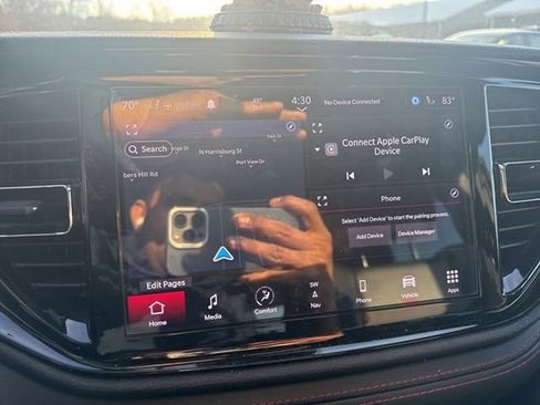 Used 2021 Dodge Durango R/T w/ Technology Group image 17