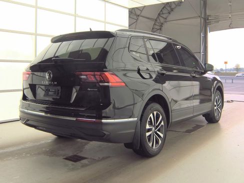 Used 2023 Volkswagen Tiguan S AWD/4WD image 4