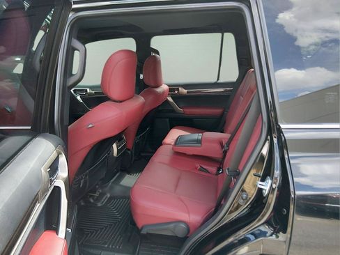 Used 2021 Lexus GX 460 Premium w/ Premium Package AWD/4WD image 13