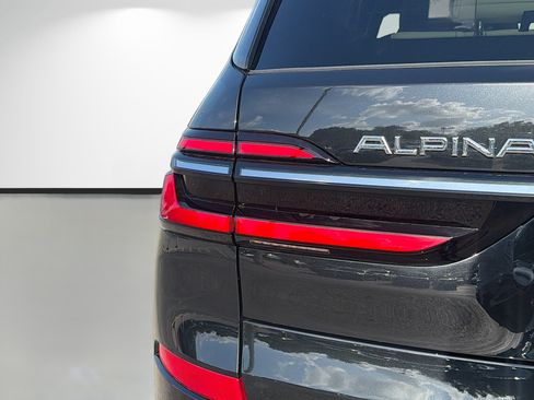 New 2026 BMW ALPINA XB7 AWD/4WD image 43