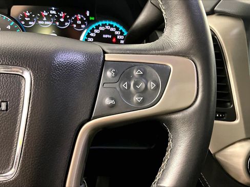 Used 2018 GMC Yukon XL Denali w/ Open Road Package RWD image 22