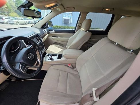 Used 2015 Jeep Grand Cherokee Laredo w/ Quick Order Package 23E image 12