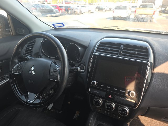Used 2020 Mitsubishi Outlander Sport SE FWD image 15