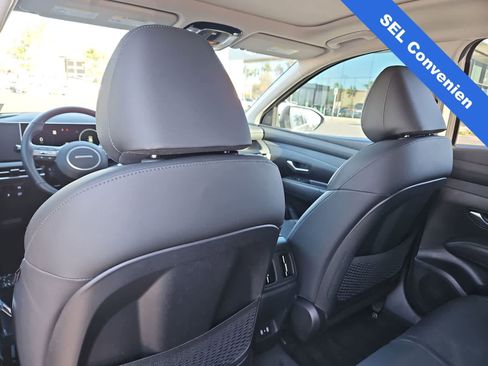 Used 2025 Hyundai Tucson SEL AWD/4WD image 16