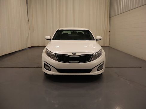 Used 2015 Kia Optima LX image 3