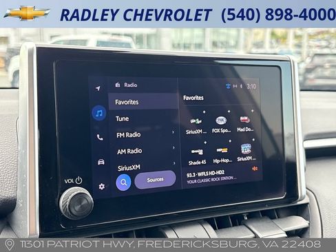 Used 2023 Toyota RAV4 XLE AWD/4WD image 8