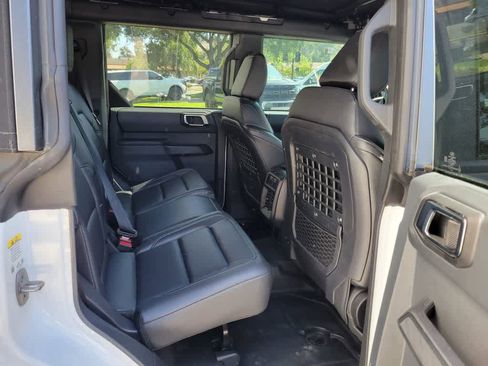 Used 2025 Ford Bronco Big Bend w/ Black Diamond Package AWD/4WD image 14