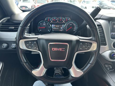 Used 2020 GMC Yukon SLT image 13