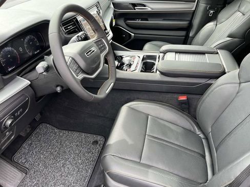 New 2026 Jeep Grand Wagoneer 4WD image 23
