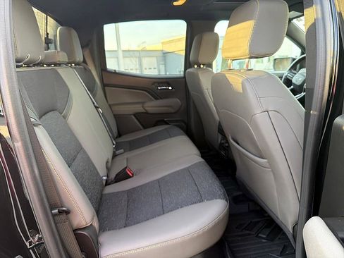 Used 2024 Chevrolet Colorado ZR2 w/ Technology Package image 22