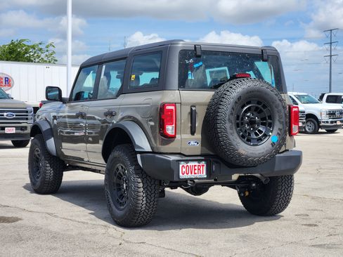 New 2026 Ford Bronco 4-Door w/ Sasquatch Package AWD/4WD image 5
