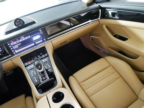 Used 2022 Porsche Panamera 4 AWD/4WD image 11