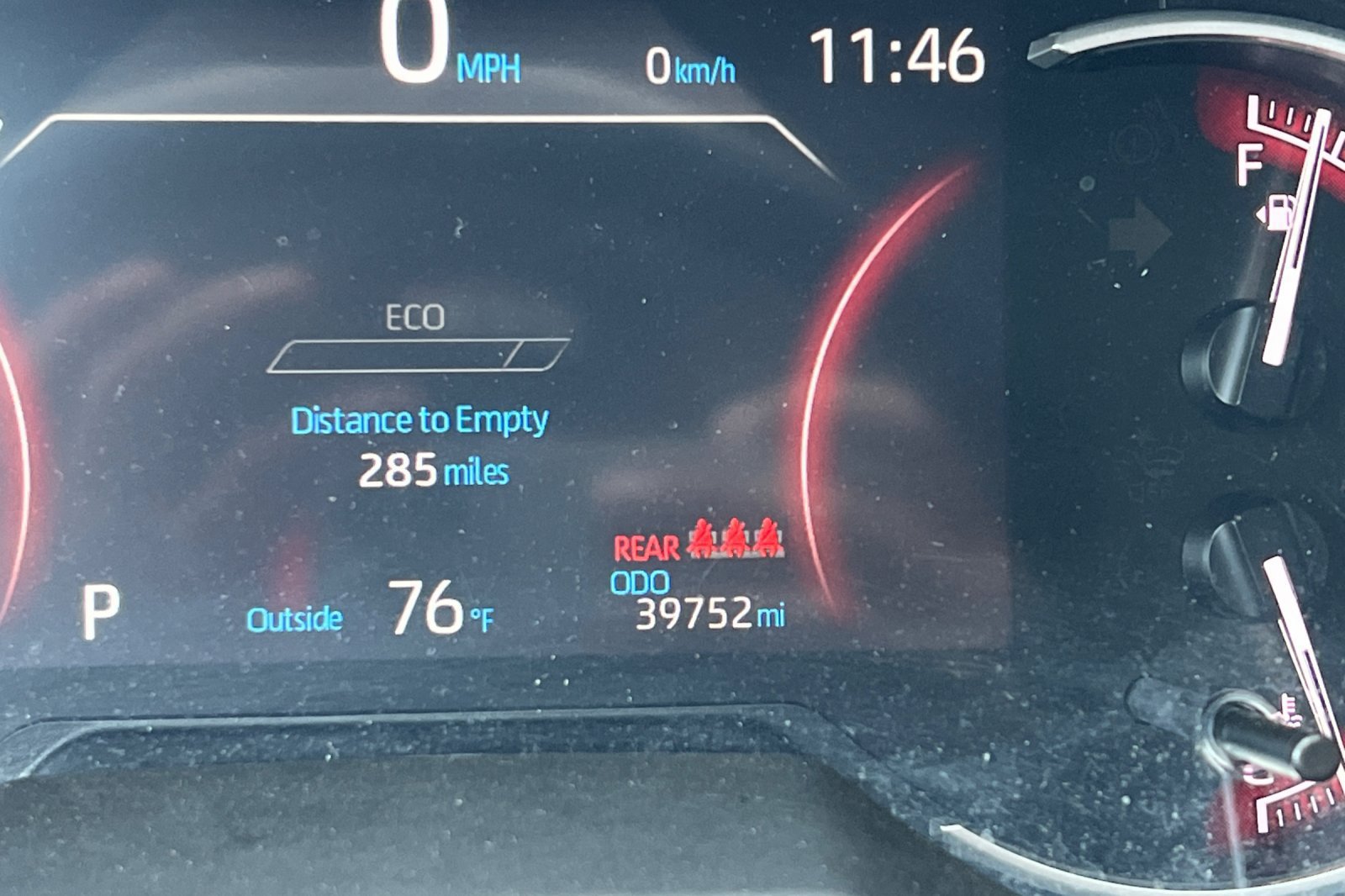Certified 2025 Toyota RAV4 LE AWD/4WD image 24