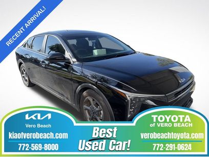 Certified 2025 Kia K4 LXS