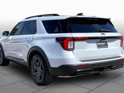Used 2026 Ford Explorer ST-Line w/ ST-Line Street Pack RWD image 11