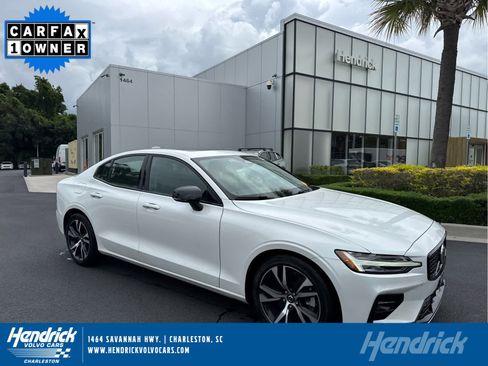 Used 2024 Volvo S60 B5 Core FWD image 1
