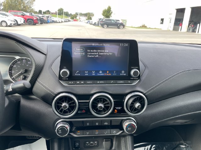 Used 2024 Nissan Sentra SV FWD image 12