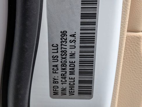 New 2025 Jeep Grand Cherokee L Limited image 25